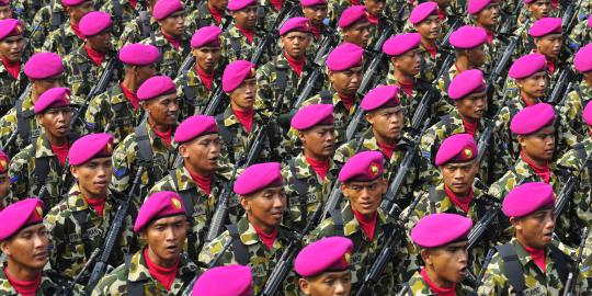 Kerasnya pendidikan Marinir TNI AL, cuma untuk mental baja