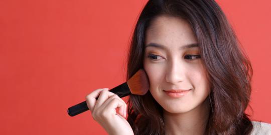 5 Pilihan make up sempurna untuk wanita sibuk