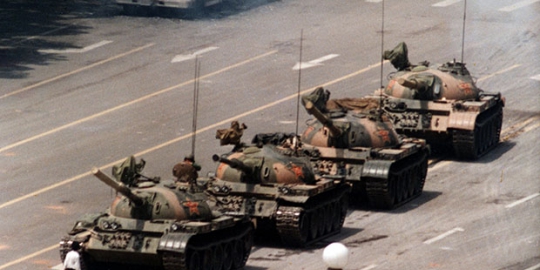 tank karya jeff widener rev2