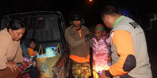 Jadi petunjuk pengungsi, listrik di zona merah Kelud tetap nyala