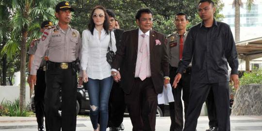 Wawan beri Jennifer Dunn Vellfire agar mau dijadikan koleksi