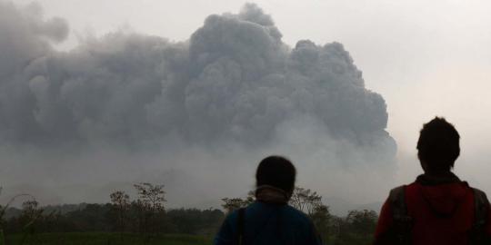 Kelud meletus, 18 warga Ngantang Malang dilaporkan hilang