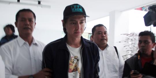 Ibunda ungkapkan pergaulan Roger Danuarta ke polisi