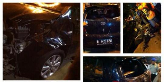 Yaris dikemudikan WNA seruduk motor di Cideng