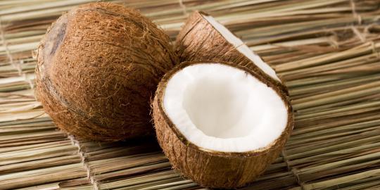 5 Manfaat mengonsumsi daging kelapa untuk kesehatan tubuh | merdeka.com