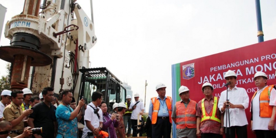 tempat tiang pancang dibiarkan menganga rev1