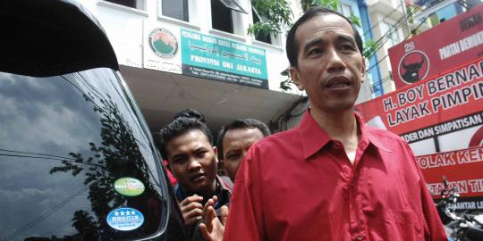 Jokowi mengaku tak punya uang, koran & TV untuk pencitraan