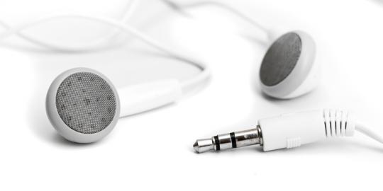 Earphone Apple bisa awasi kondisi tubuh kita!