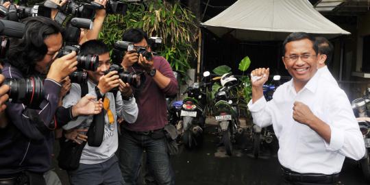 Dahlan kesal direktur BNI sering bangun siang dan sewa pesawat