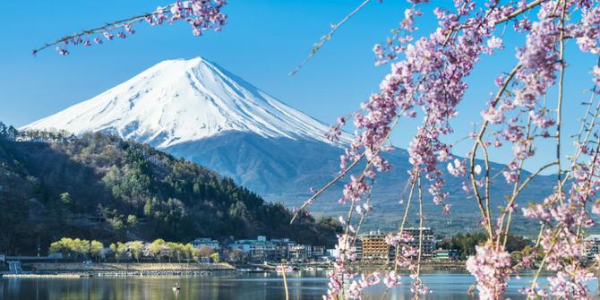 5 Gunung berapi paling terkenal di Jepang  merdeka com