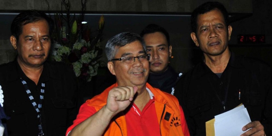 duit suap diantar langsung ke mk rev2