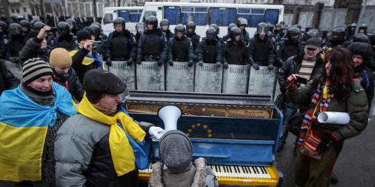 Hendak kabur ke luar negeri, Yanukovych suap penjaga perbatasan