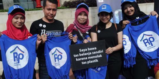 WWF ajak masyarakat daur ulang kaos bekas jadi tas belanja