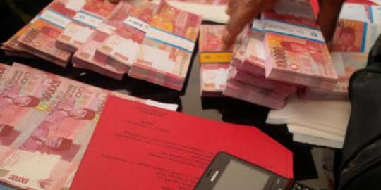 Polisi bongkar pembuat uang palsu Rp 1,1 miliar