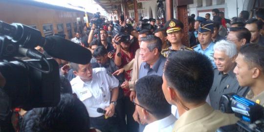 SBY jajal kereta Bogor-Sukabumi-Cianjur
