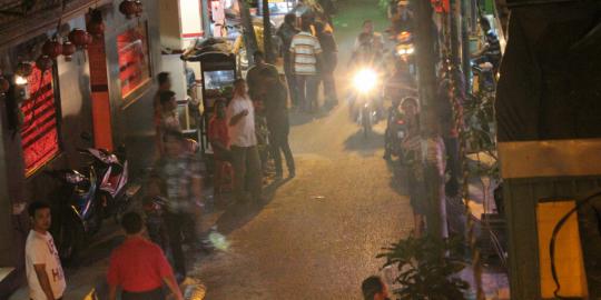 Risma minta bantuan warga Surabaya tutup Dolly