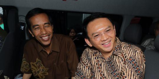 Blusukan bareng Ahok, Jokowi resmikan Pasar Ciplak
