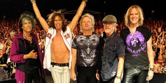 10 grup musik paling kaya raya di dunia