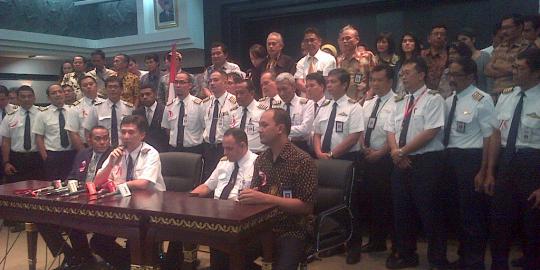 Rapat pembahasan gaji pegawai Merpati tertunda