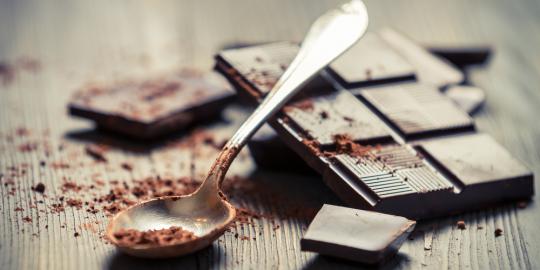 Ini 7 manfaat kesehatan cokelat hitam yang harus diketahui!