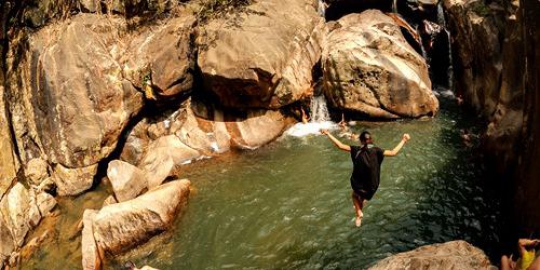 waterfalls vietnam rev3