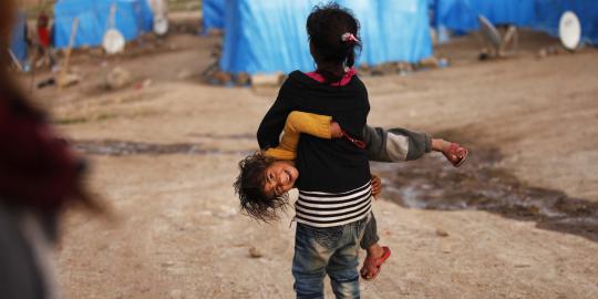 Sepenggal keceriaan anak-anak Suriah hidup di tenda pengungsian