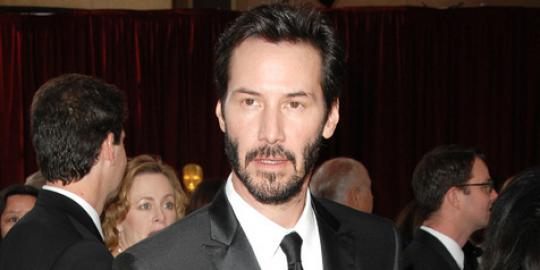 Makin tua, rambut Keanu Reeves mulai botak?