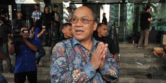 Mahyuddin usai diperiksa KPK terkait kasus Hambalang