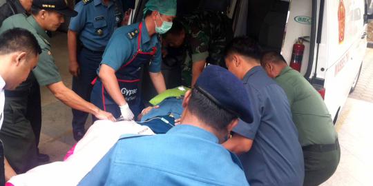 Beberapa anggota TNI patah tulang akibat gudang peluru meledak