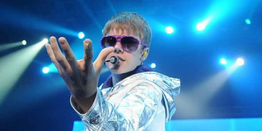 Account Twitter Justin Bieber dijebol hacker Indonesia