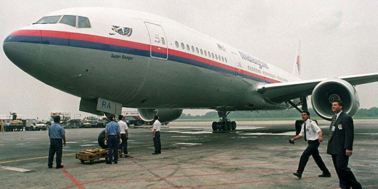Dukun Malaysia sebut pesawat Malaysia Airlines mendarat darurat