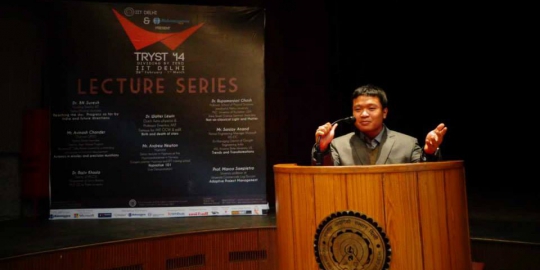 Ciptakan transmisi motor dual mode, mahasiswa RI juara di India