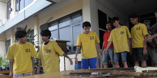 istrinya tengah hamil tua rev1