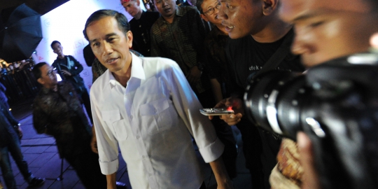 4 Komentar negatif soal pencapresan Jokowi