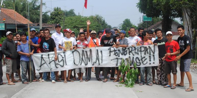 Jalur evakuasi Merapi rusak warga demo Pemkab Magelang 
