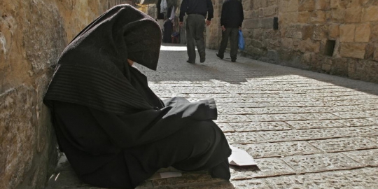 Puluhan tahun jadi pengemis, wanita Saudi wafat sebagai miliuner