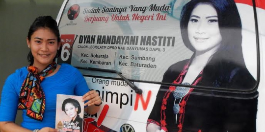 Caleg mahasiswi cantik ini kampanyekan anti-politik uang