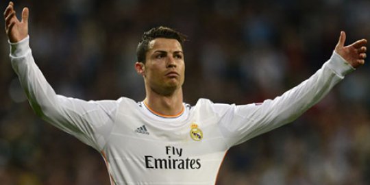 Real Madrid Barcelona Messi Cedera Ronaldo Tak Terhentikan Merdeka Tag Page 5<script async src=