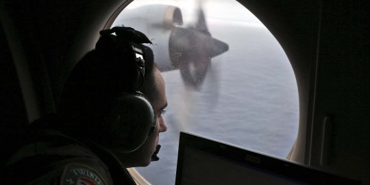 Puing diduga dari pesawat MH370 ditemukan di Samudera Hindia