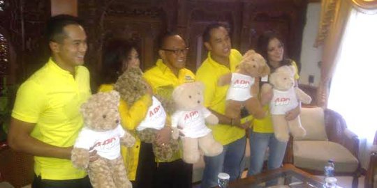 Klarifikasi video, Ical bagi-bagi boneka beruang di Semarang