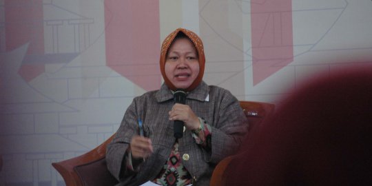 Risma janji tetap di Surabaya, tak akan tiru Jokowi