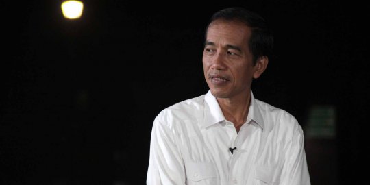 'Jika Jokowi tak mundur sama saja memperjudikan jabatannya'