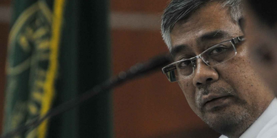 Bupati Empat Lawang bantah setorkan uang miliaran ke Akil