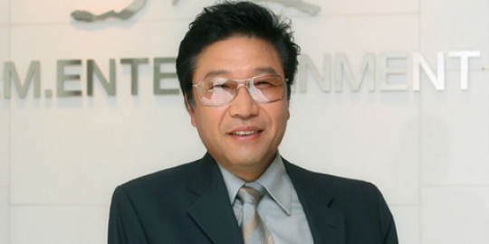 Lee Soo Man beli mansion mewah dengan perusahaan fiktif?