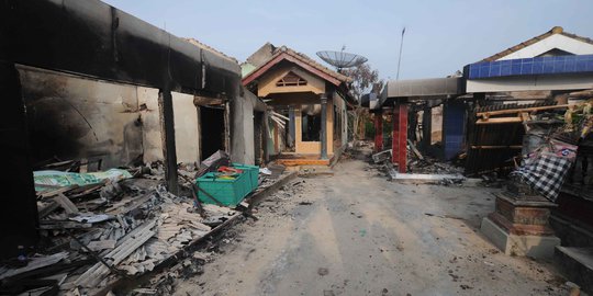 Kesal kerabat dibunuh, warga Sumsel bakar rumah 4 pelaku