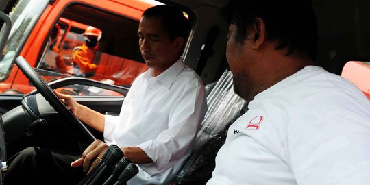 Jokowi sebut Pemprov DKI takkan gunakan bus berkarat