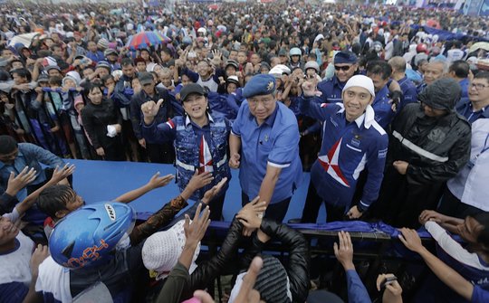 ibu ani dan ibas rev2