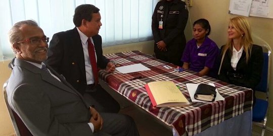 Batal temu kader, Prabowo dampingi Wilfrida dengarkan vonis