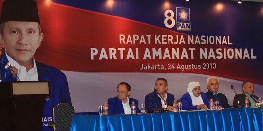 Caleg perempuan PAN ini janjikan pendidikan gratis