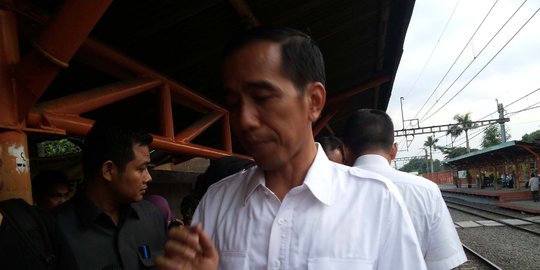 Pengamat: Berbahaya kalau media ikut puja-puji Jokowi